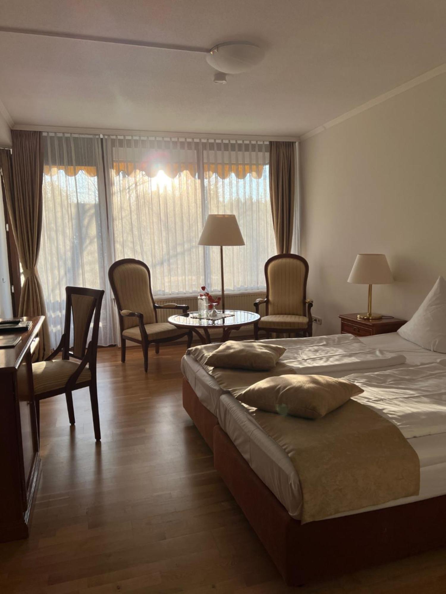 Parkhotel Maasberg Bad Sobernheim Bagian luar foto