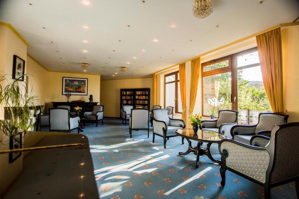 Parkhotel Maasberg Bad Sobernheim Bagian luar foto